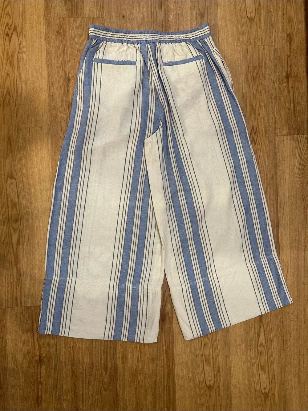 Banana Republic - Linen Blend, Wide Leg, Striped Crop Pants
